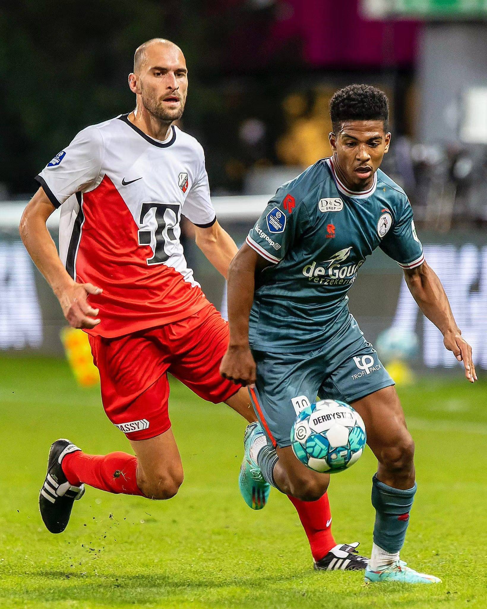 的联赛与多 的联赛与多