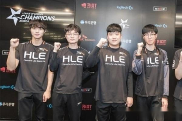 色的组织者 色的组织者