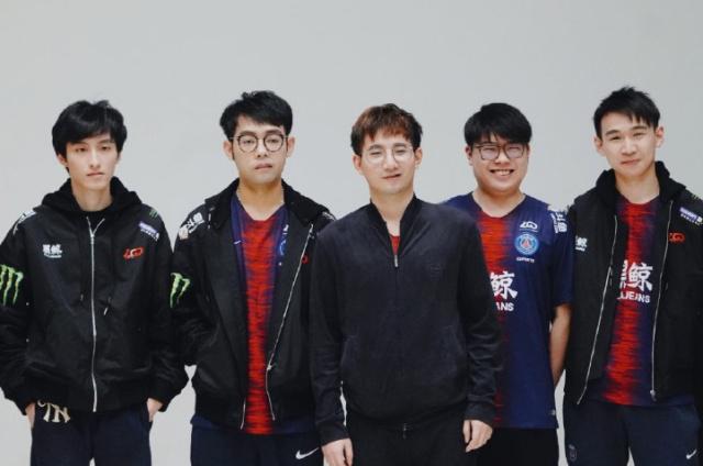 手的离开 手的离开